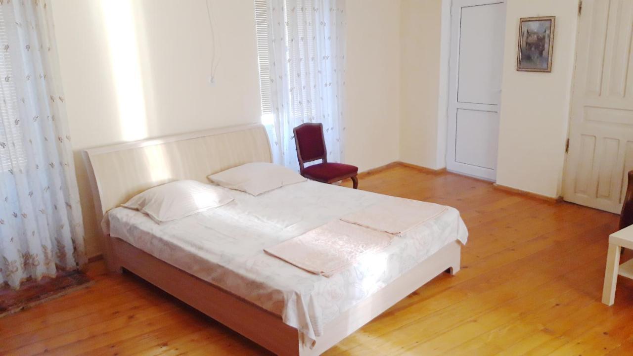 Pospolita Guest House Kutaisi Exterior foto